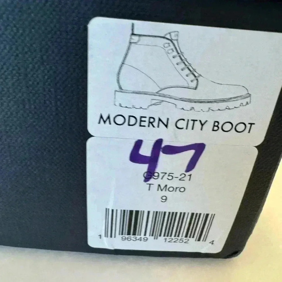Good Man Brand Italian leather boots “modern city boot” size 9